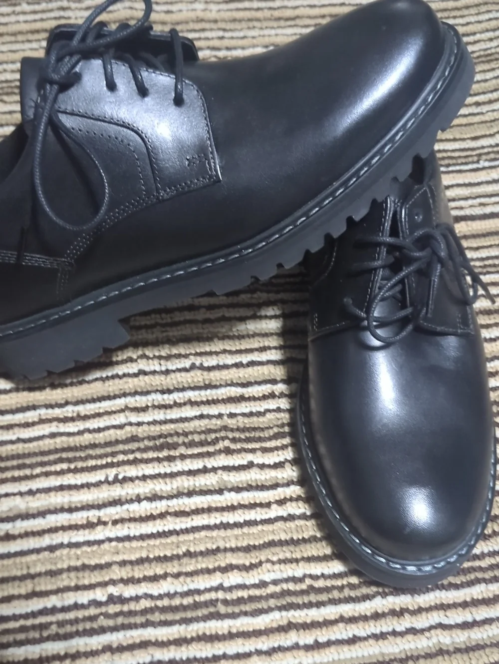 Rockport Men's Maverick Black Leather Plain Toe Oxford